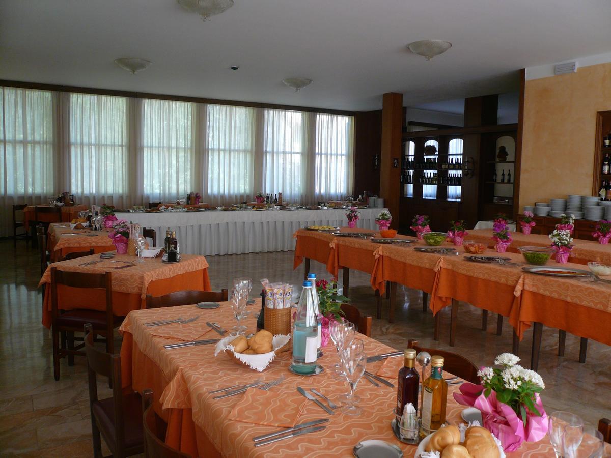 Albergo Ariston Tabiano Terme Exterior foto